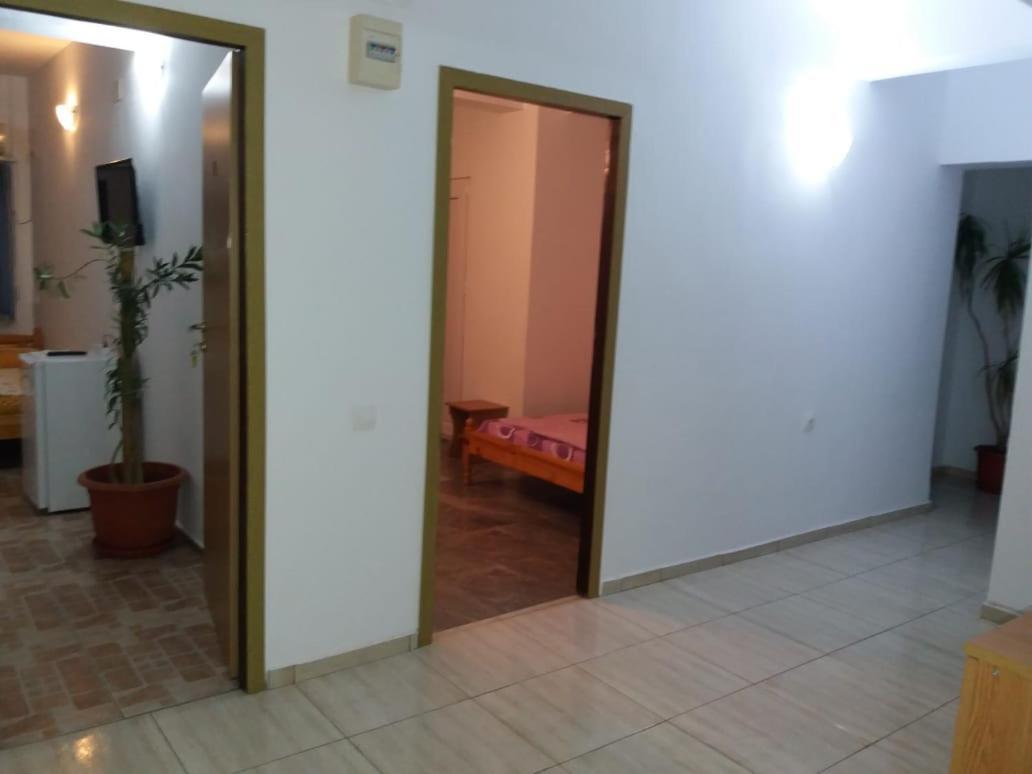 Cazare Eforie Nord, Plaja Acapulco, Garsoniere Four Studios, Bucatarie Comuna, Baie Proprie, Etaj 4, Fara Lift 외부 사진