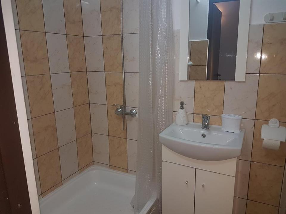 Cazare Eforie Nord, Plaja Acapulco, Garsoniere Four Studios, Bucatarie Comuna, Baie Proprie, Etaj 4, Fara Lift 외부 사진